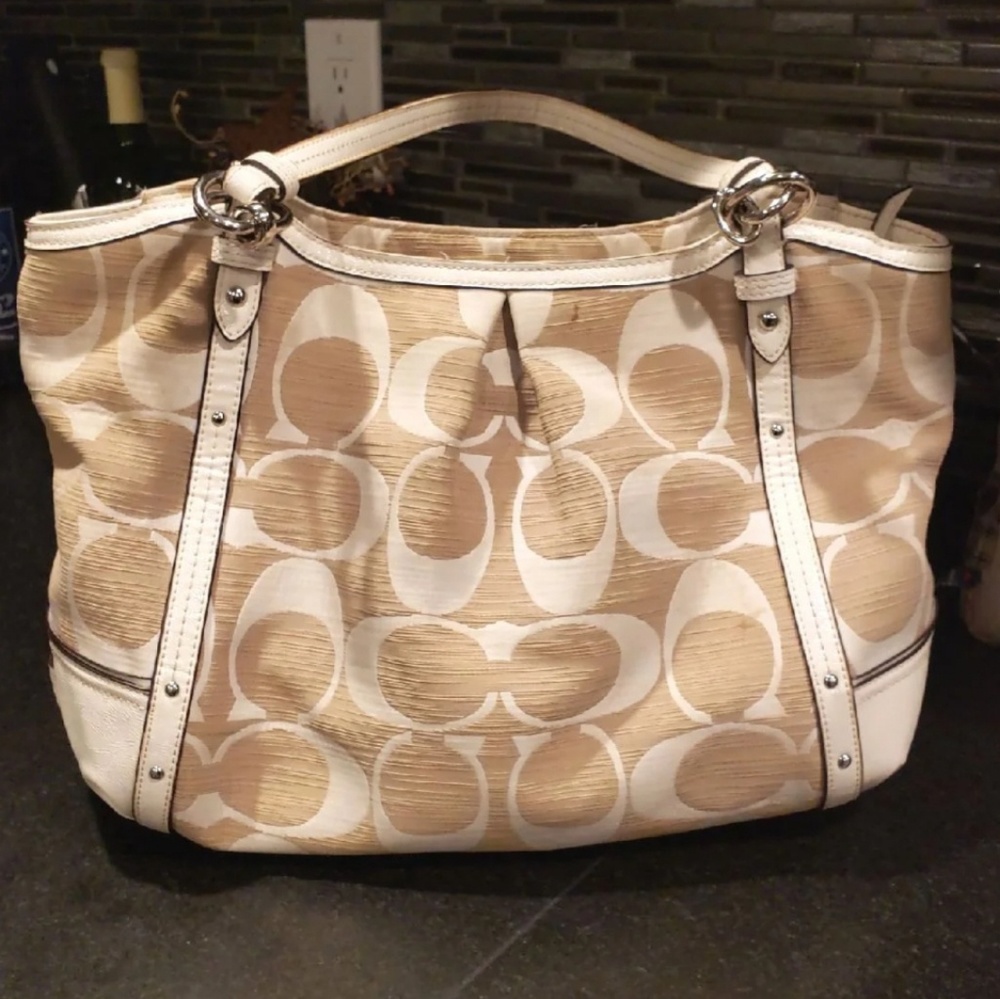 Coach handbag